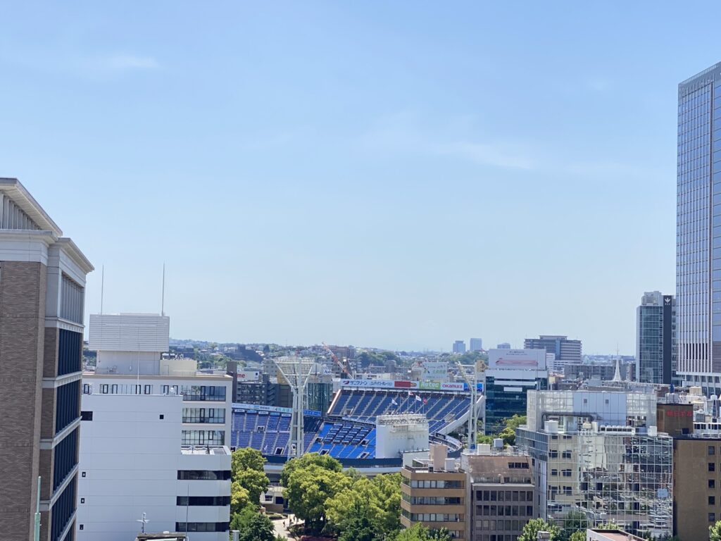 東庁舎11階テラス